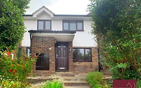 Guildford - 2 Bedroom House