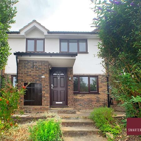 Guildford - 2 Bedroom House West Clandon Exterior photo